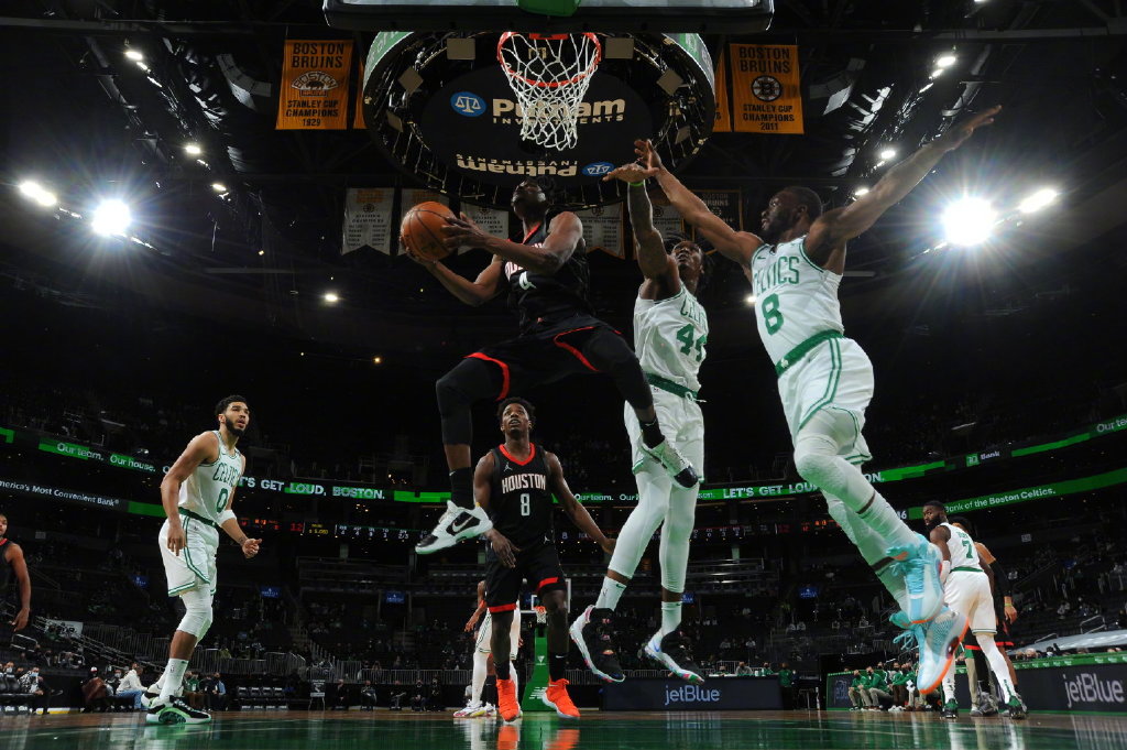 火箭轻取凯尔特人，克莱刷新纪录