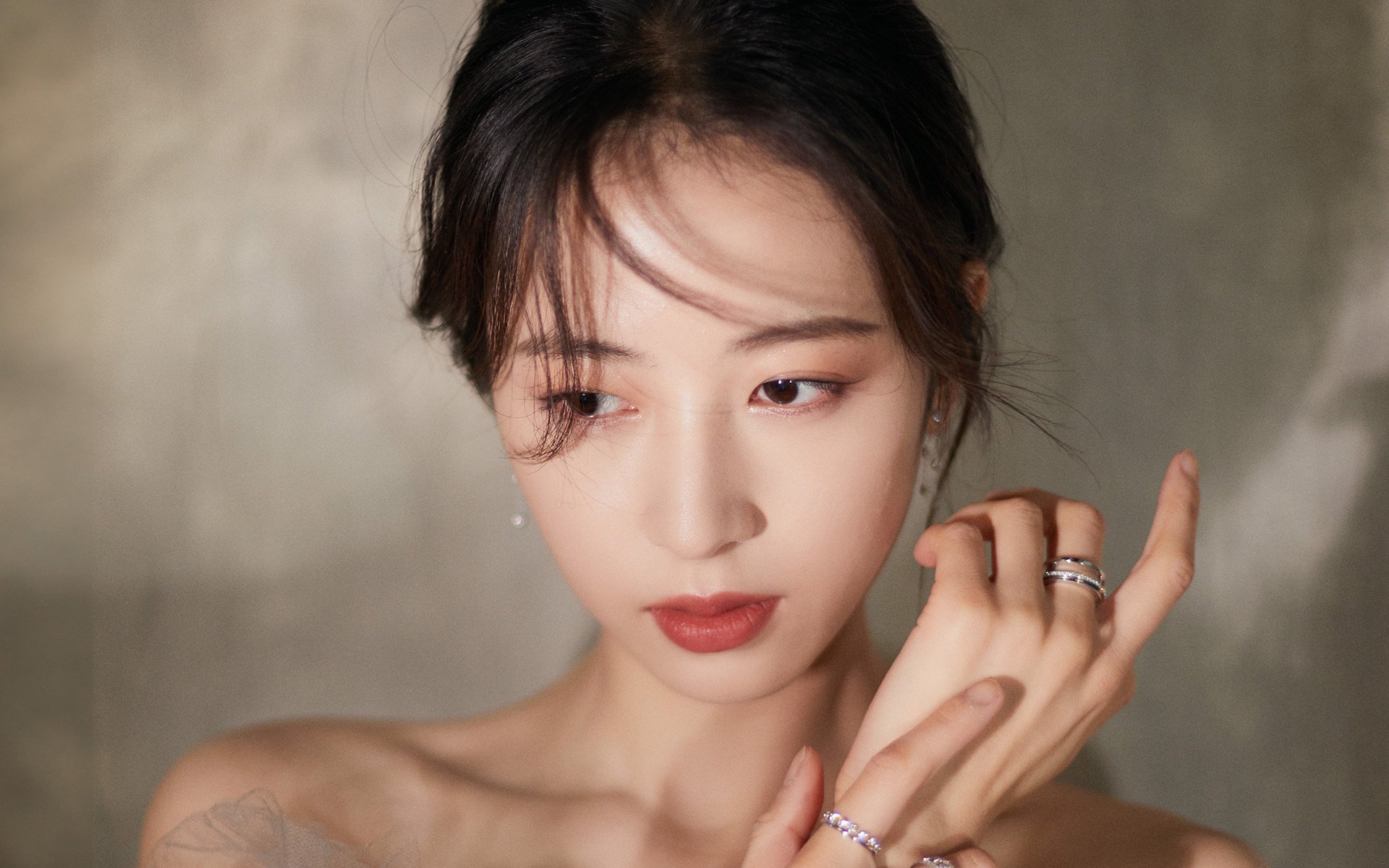 蓝血逆袭,奥利维耶于地中海悬崖边刺破黑暗,安哥拉关键战燃爆欧冠之夜