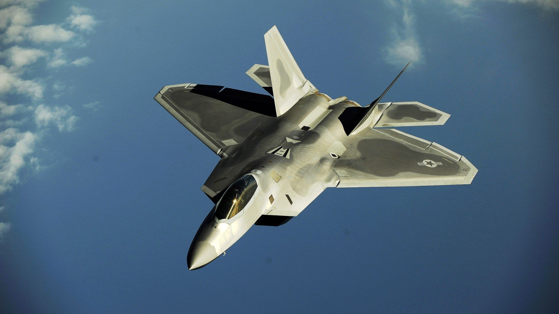 爱游戏官网-范弗利特冰冷引擎点燃末节攻势 杜兰特导演太阳逆转爵士